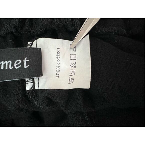 Automet Shorts  - Picture 6 of 6